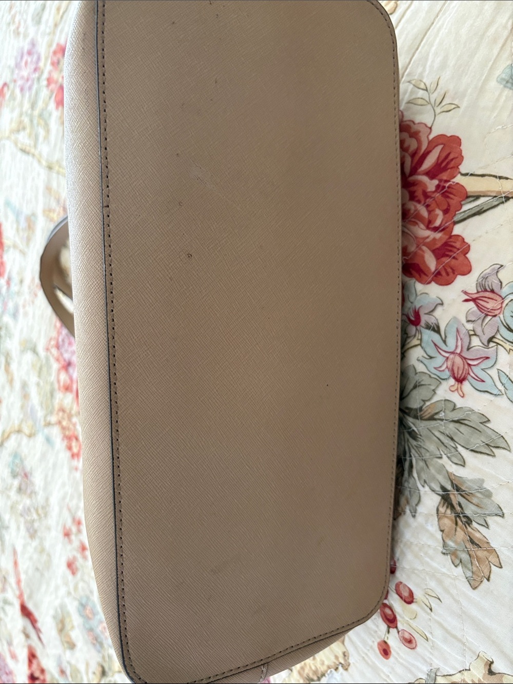 Michael Kors Cream Saffiano Leather Chain-Handle Tote - Picture 4 of 4